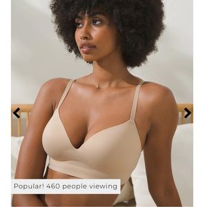 NWT. Soma Enbliss Wireless Bra. Size 32DDD